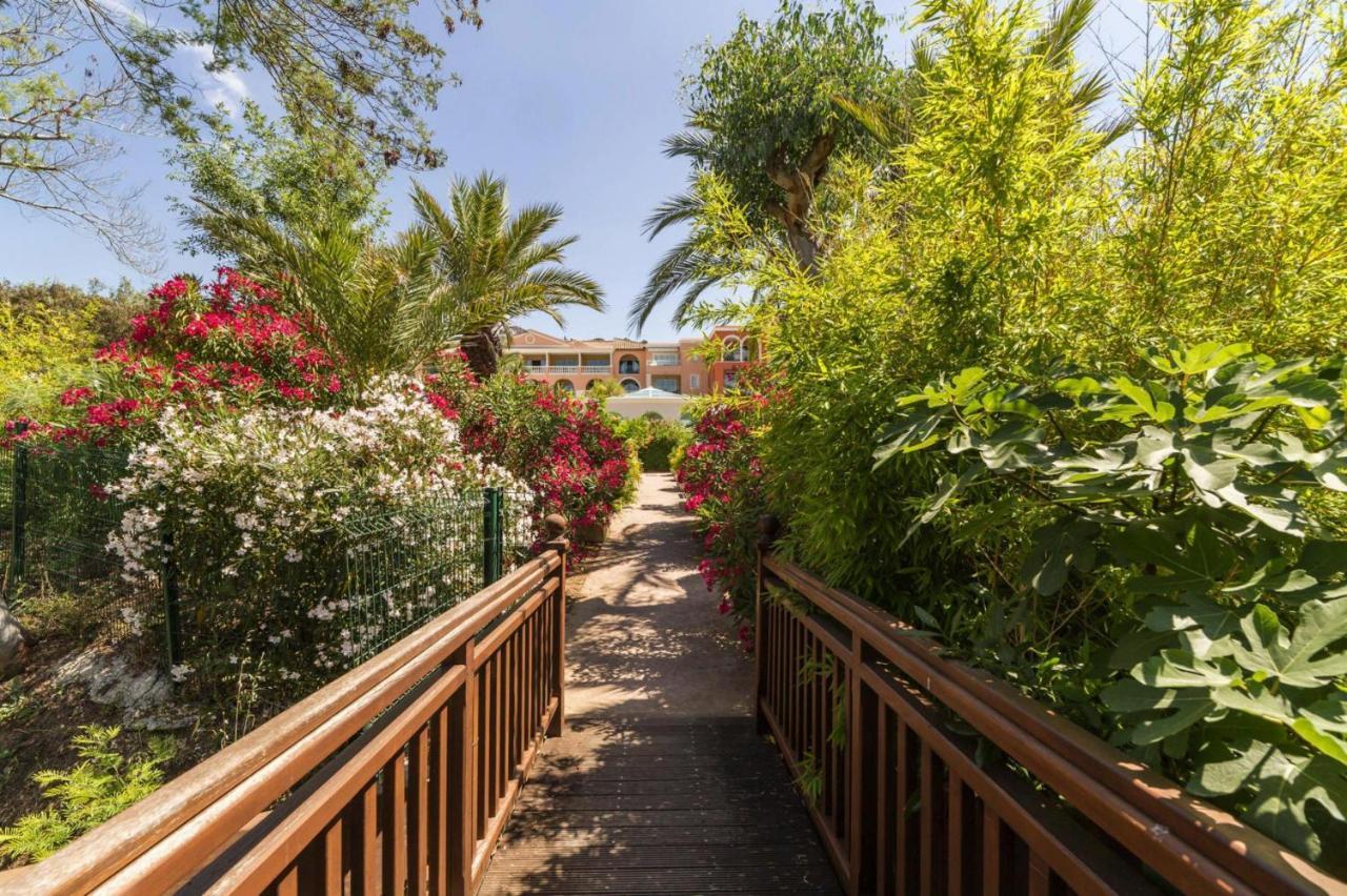 Residence Pierre & Vacances Premium Les Calanques Des Issambres Les Issambres Exterior photo