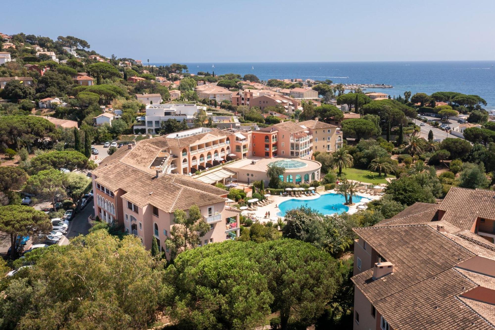 Residence Pierre & Vacances Premium Les Calanques Des Issambres Les Issambres Exterior photo