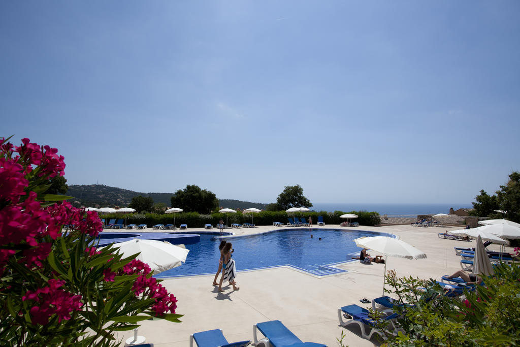 Residence Pierre & Vacances Premium Les Calanques Des Issambres Les Issambres Exterior photo